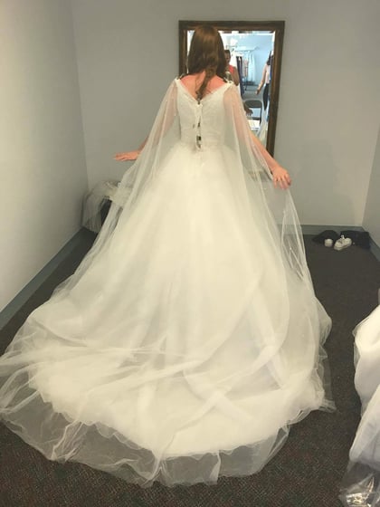 Alfred Angelo Closes Customers Left With No Answers Klkn Tv