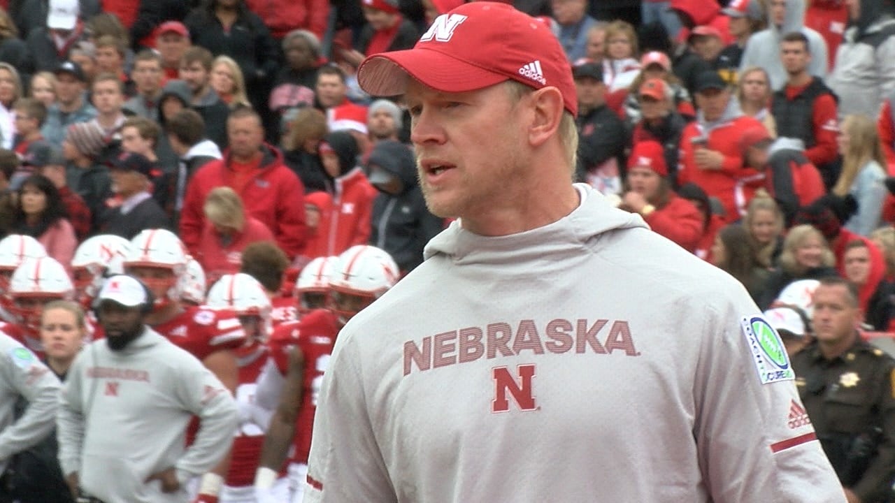 Scott Frost signs two-year contract extension