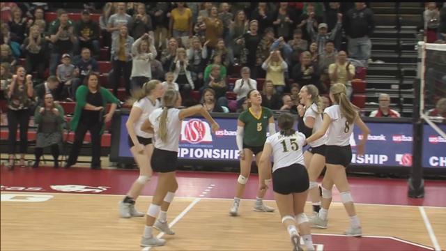Cook praises state of H.S. volleyball in Nebraska