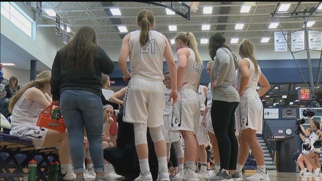 No. 2 Concordia women race past Briar Cliff