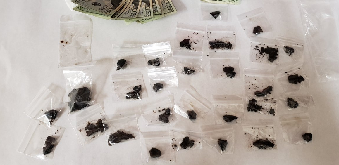 Lincoln Police find 29 baggies of black tar heroin in car KLKNTV