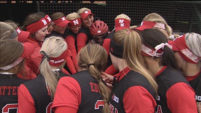 Nebraska softball wraps up 4-0 weekend with fifth straight win