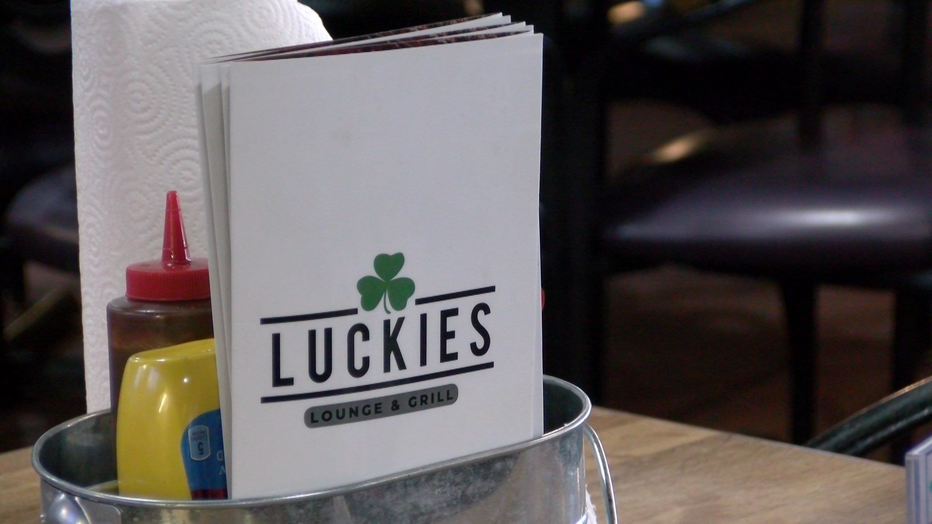 Lincoln restaurant offering free meals to flood victims