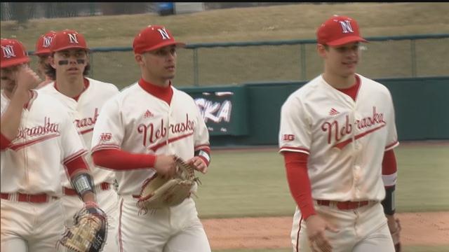 Husker baseball sweeps MSU, third straight series win
