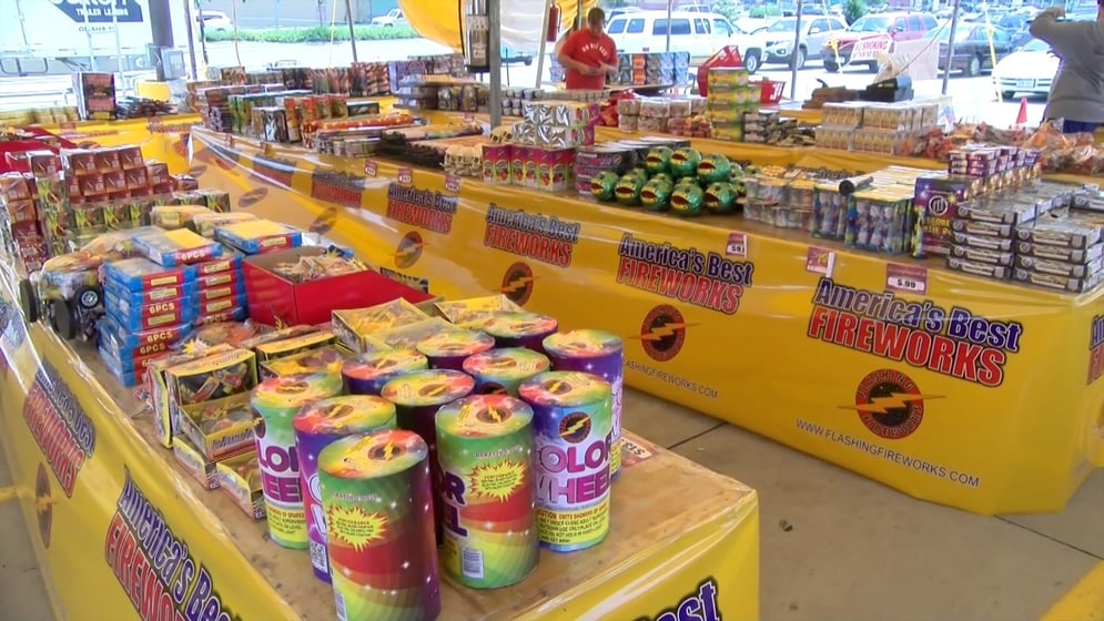Lincolnites Flock To Fireworks Stands On First Legal Day Purc