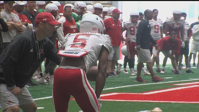 Huskers using "Nebraska Drill" to build toughness