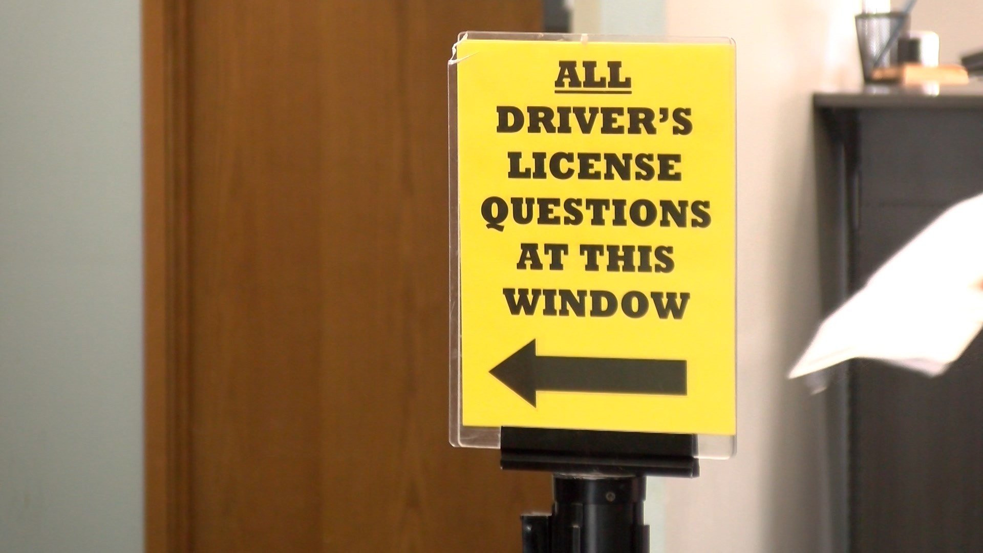 DMV website feature allows people to quickly check drivers license validity