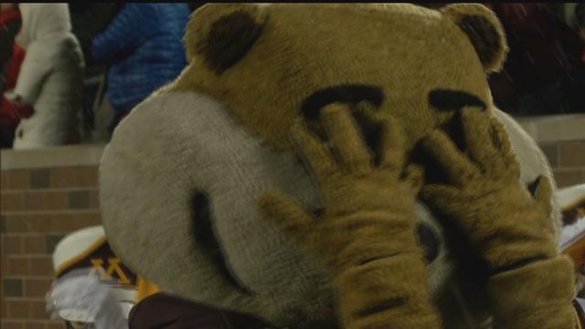 Huskers' offense skids out at Minnesota