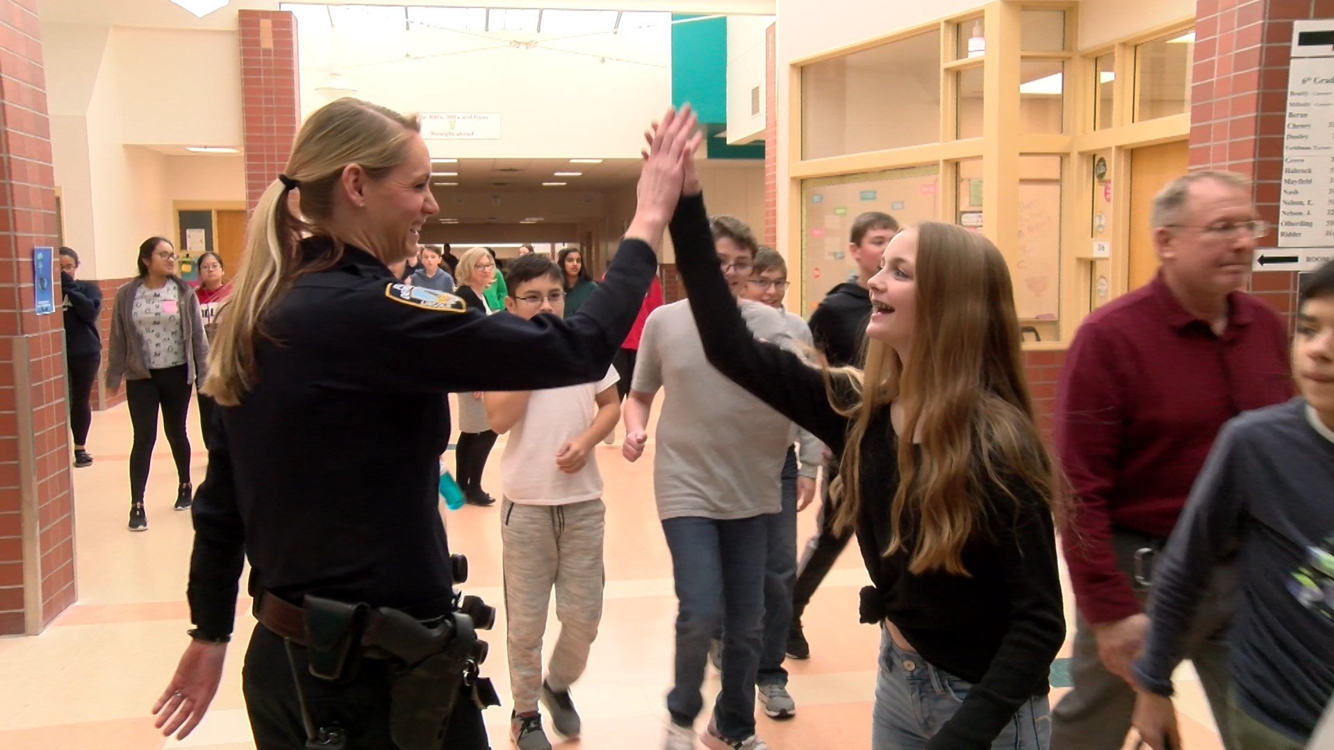 School resource officers offer safety, guidance and friendships at Lincoln middle schools