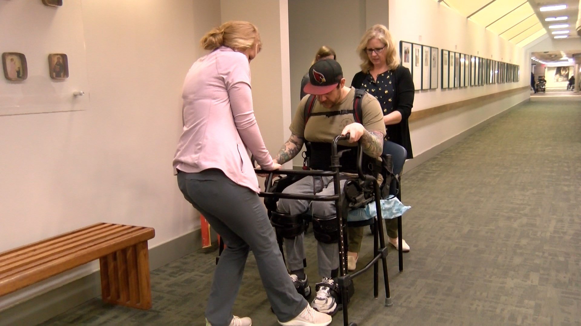 Lincoln Navy veteran recovering after car crash