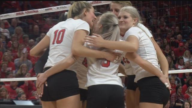 Highlights/Reaction- No. 6 Husker volleyball sweeps Maryland